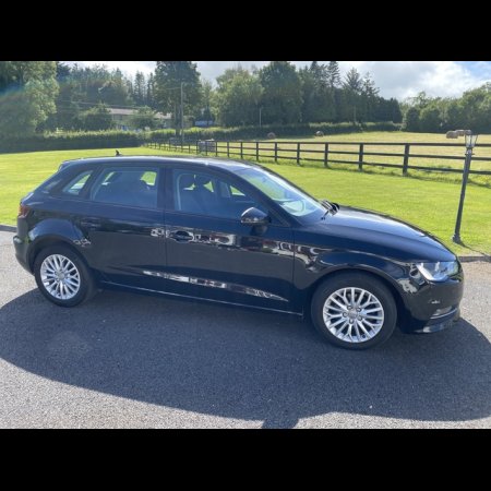 2015 Audi A3 1.6 TDI SE TECHNIK 110PS 5DR