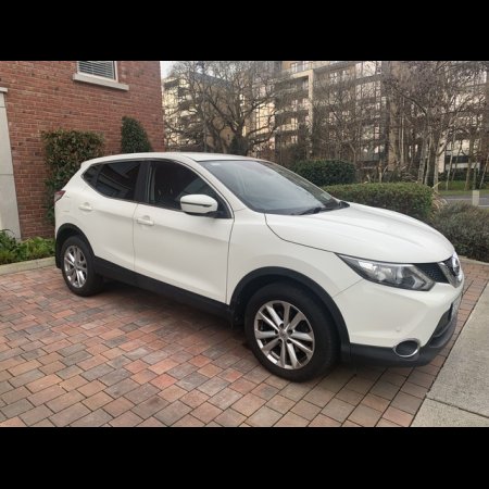 2015 Nissan Qashqai 1.2 PET SV CVT SP E6 4 4DR AUTO